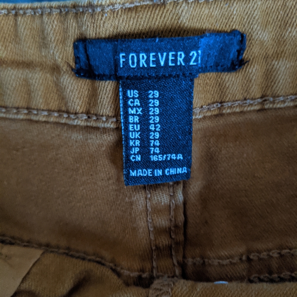 Mid Rise Shorts - Picture 2 of 3